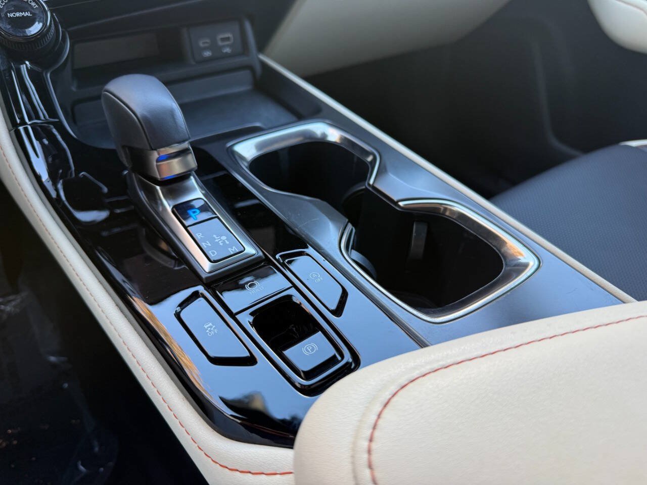 Used 2024 Lexus NX 250 FWD w/ Cold Area Package image 46