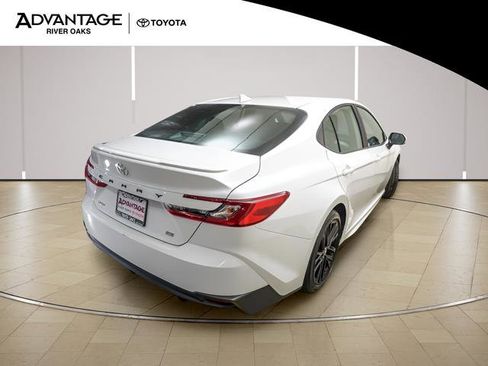 Certified 2025 Toyota Camry SE image 7