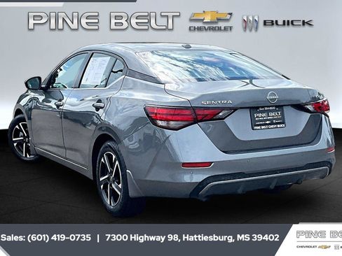 Used 2024 Nissan Sentra SV FWD image 2