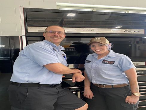 Certified 2023 GMC Sierra 1500 Denali Ultimate AWD/4WD image 40