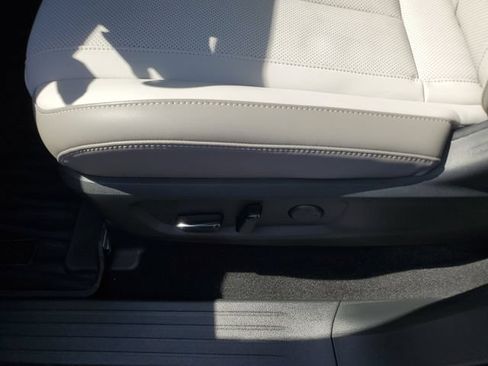 Certified 2026 INFINITI QX60 Luxe w/ Cargo Package FWD image 18