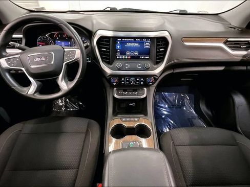 Used 2023 GMC Acadia SLE FWD image 17