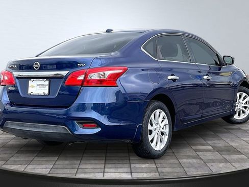 Used 2016 Nissan Sentra SV w/ Style Package image 2