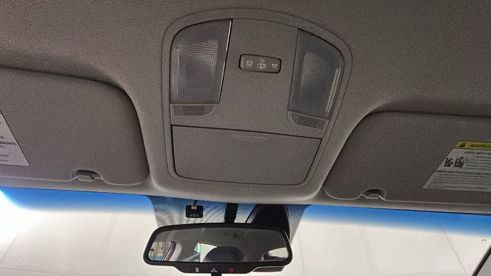 Used 2020 Hyundai Ioniq SE FWD image 30