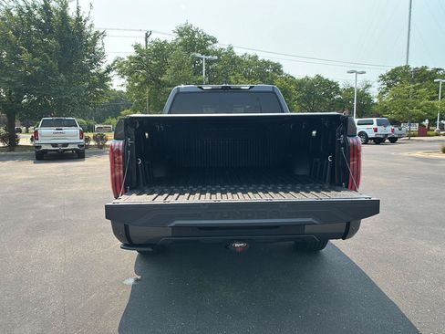 Used 2023 Toyota Tundra Platinum AWD/4WD image 14