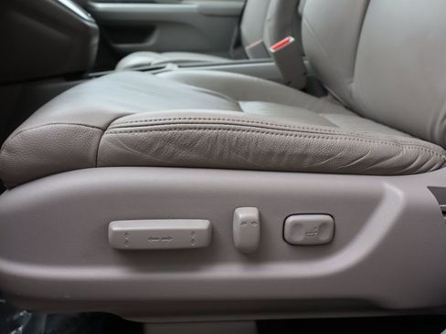 Used 2013 Honda CR-V EX-L image 27