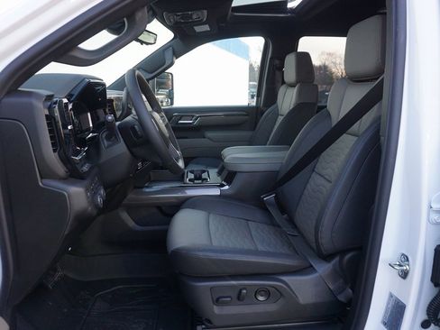 New 2026 Chevrolet Silverado 2500 ZR2 w/ LPO, Dark Essentials Package image 10