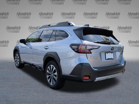 Used 2025 Subaru Outback Touring XT w/ Popular Package #2 AWD/4WD image 8