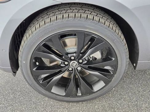 New 2026 Jaguar F-PACE R-Dynamic S image 9