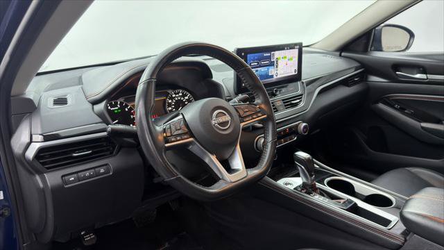 Used 2023 Nissan Altima 2.5 SR w/ SR Premium Package FWD image 26