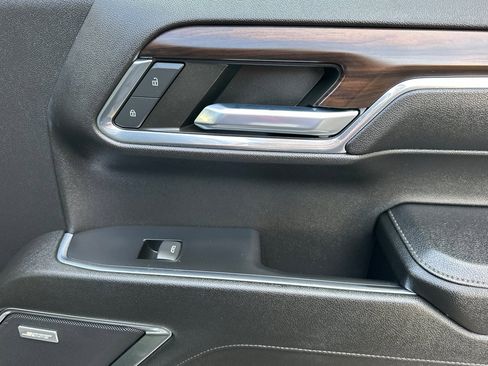 Certified 2023 GMC Sierra 1500 SLT w/ SLT Premium Package image 21