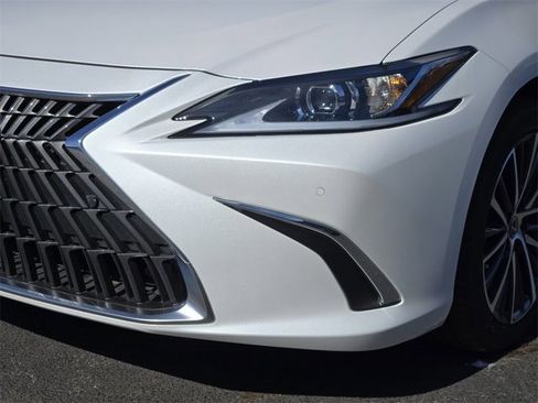 Certified 2025 Lexus ES 350 350 w/ Premium Package image 10