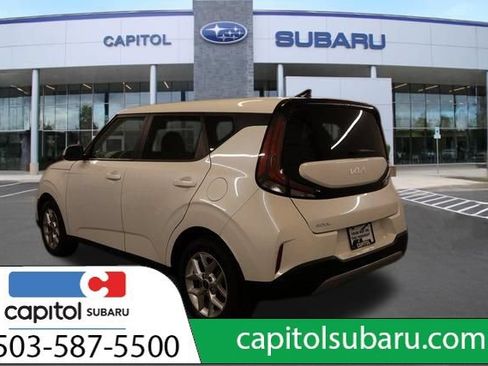 Used 2023 Kia Soul LX w/ LX Technology Package FWD image 6