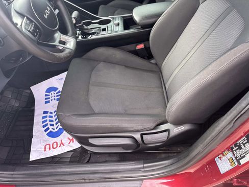 Used 2024 Kia K5 LXS image 16