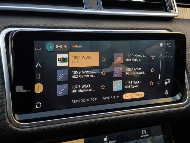 Certified 2021 Land Rover Range Rover Velar R-Dynamic S AWD/4WD image 29
