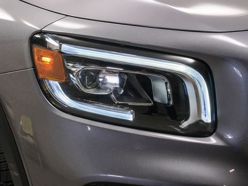 Certified 2023 Mercedes-Benz GLB 250 4MATIC image 14