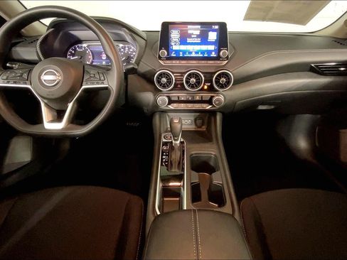 Used 2025 Nissan Sentra SV FWD image 15