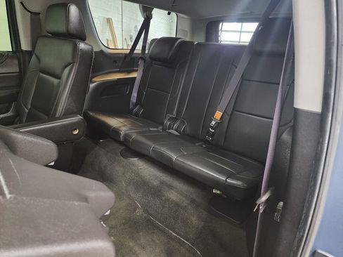 Used 2016 Chevrolet Suburban LTZ image 32