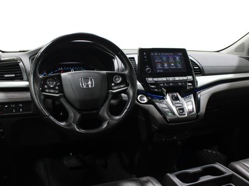 Used 2018 Honda Odyssey Elite image 2