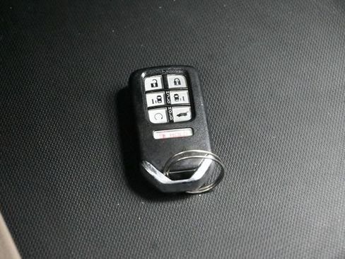 Used 2019 Honda Odyssey Elite image 14