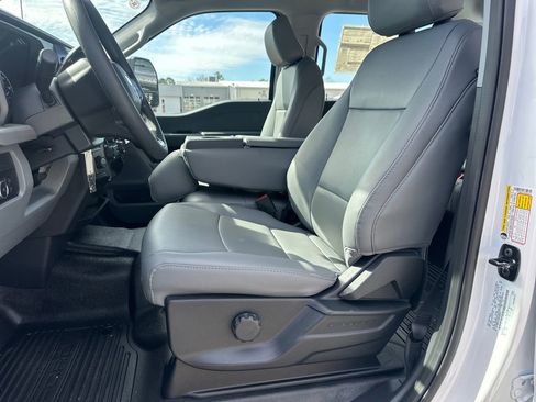 New 2026 Ford F250 XL w/ XL Chrome Package image 6
