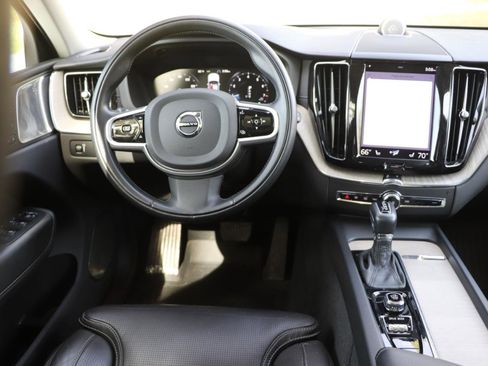 Used 2021 Volvo XC60 T6 Inscription w/ Advanced Package image 37