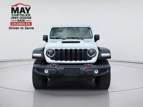 Certified 2026 Jeep Wrangler Unlimited Rubicon AWD/4WD image 2