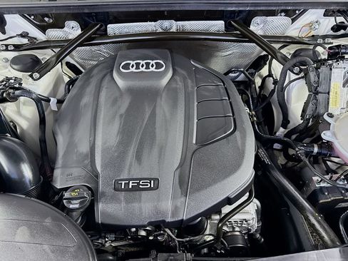 Used 2020 Audi Q5 2.0T Premium AWD/4WD image 40