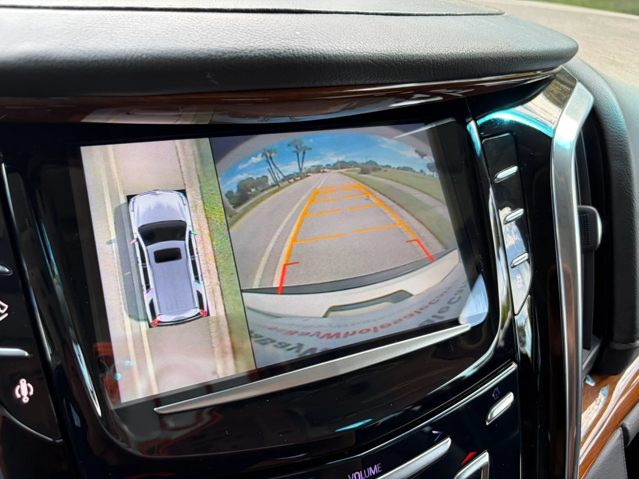 Used 2016 Cadillac Escalade Luxury RWD image 59