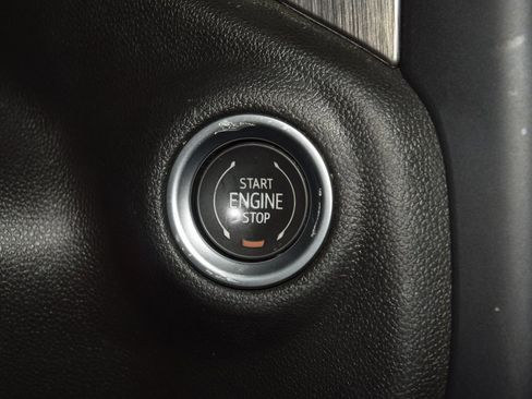 Used 2022 GMC Sierra 3500 Denali w/ Denali Ultimate Package image 34