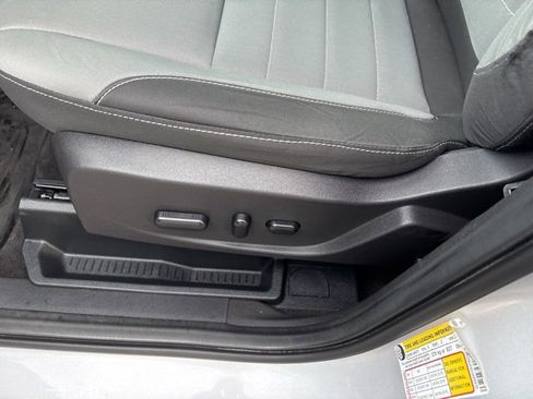 Used 2016 Ford Escape SE image 22