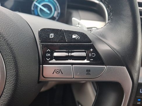 Certified 2023 Hyundai Tucson Limited AWD/4WD image 22
