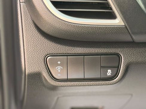 Used 2024 Kia Seltos SX AWD/4WD image 12