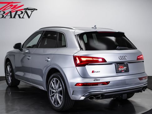 Used 2023 Audi SQ5 Premium Plus w/ Premium Plus Package AWD/4WD image 3