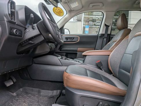 Used 2023 Ford Bronco Sport Outer Banks AWD/4WD image 2