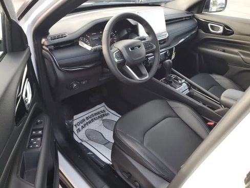 New 2026 Jeep Compass Limited image 13