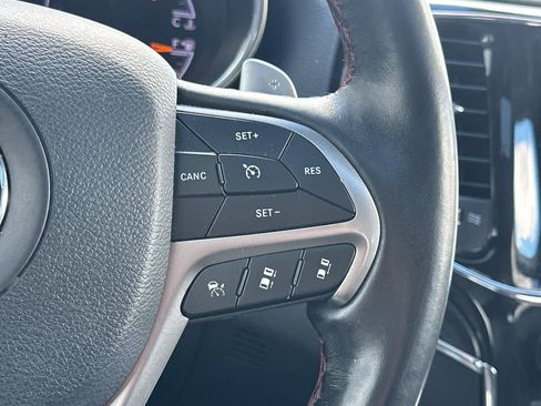 Used 2021 Jeep Grand Cherokee Trailhawk w/ Premium Lighting Group AWD/4WD image 28