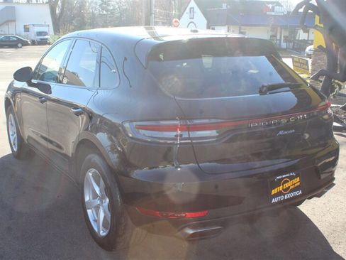 Used 2020 Porsche Macan AWD/4WD image 2