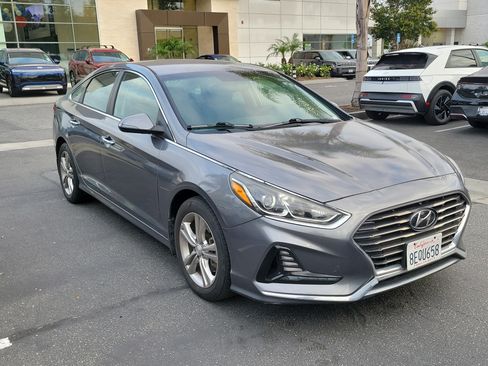 Used 2018 Hyundai Sonata SEL FWD image 2