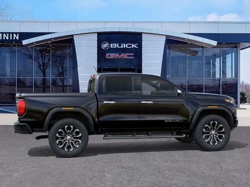 New 2026 GMC Canyon Denali image 6