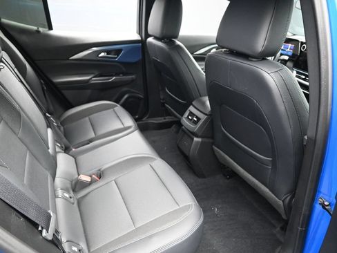 Used 2024 Chevrolet Equinox EV LT FWD image 28