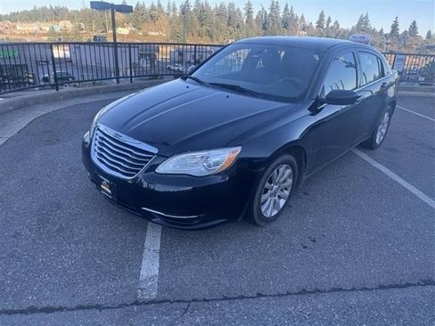 Used 2012 Chrysler 200 Touring image 3