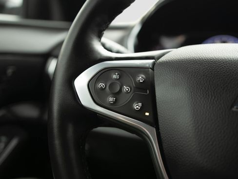 Used 2024 Chevrolet Traverse High Country image 6