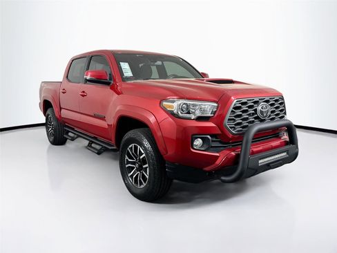 Used 2022 Toyota Tacoma TRD Sport w/ Technology Package RWD image 8