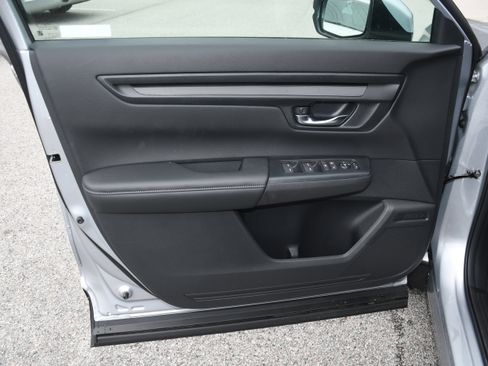 New 2026 Honda CR-V LX image 5