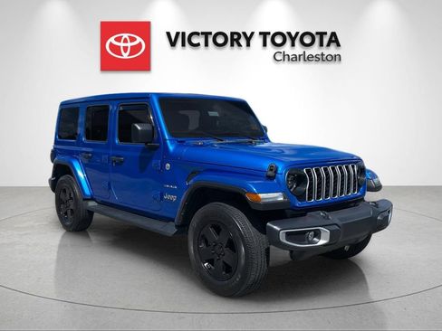 Used 2024 Jeep Wrangler Unlimited Sahara AWD/4WD image 5