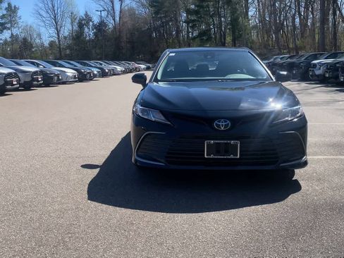 Used 2024 Toyota Camry LE image 8