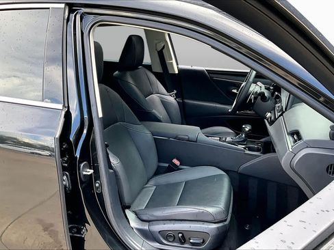 Used 2023 Lexus ES 300h w/ Premium Package FWD image 9