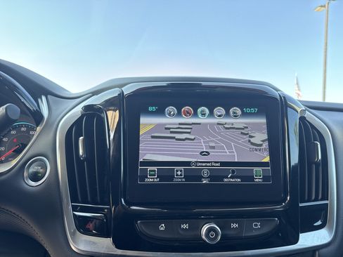 Used 2018 Chevrolet Traverse Premier AWD/4WD image 25