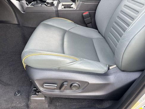 Used 2024 Toyota Tacoma Trailhunter image 19